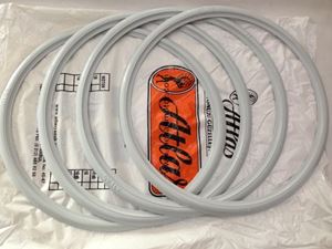Picture of WHITE HEM SET FOR TIRES 17" PUCH
