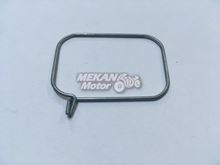 Picture of CHAIN COVER CLAMP FRONT JAWA 350