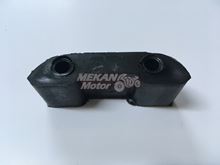 Picture of INSIDE RUBBER OF CHAIN COVER JAWA 250